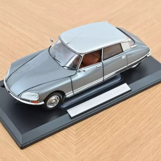 Citroën DS 23 Pallas 1972 Metallic-Grau 1:18 - 400St. Norev 1:18 Metallmodell